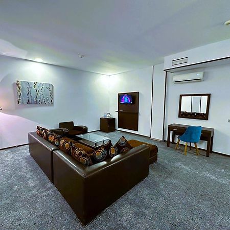 Crossway Hotel Masazır Kültér fotó